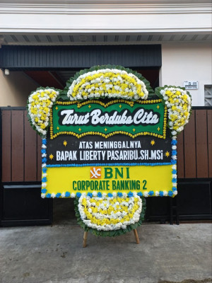 Papan Bunga Duka di Pedurungan Tengah