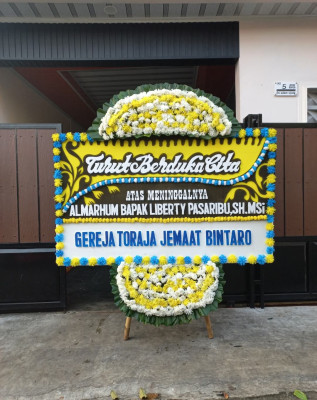 Papan Bunga Duka di Pedurungan Tengah